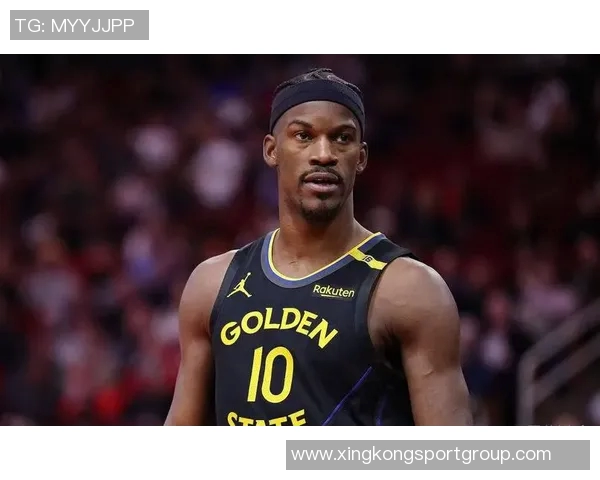 巴特勒表现出色14投7中贡献21分8篮板1助攻2抢断助力球队胜利