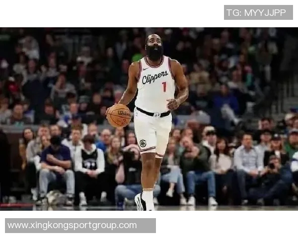 快船半场罚球仅3次哈登与祖巴茨成唯一罚球者引发热议